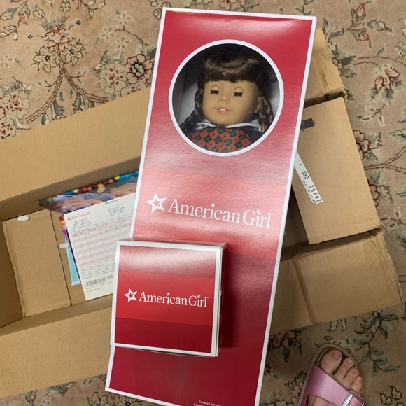 New in Box American Girl Doll Molly - Picture 8 of 9